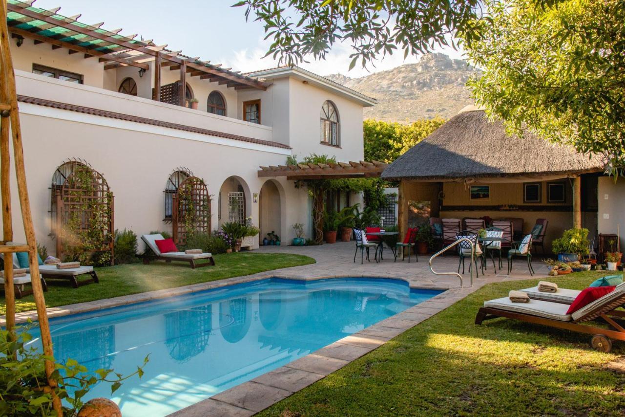 A Tuscan Villa Guest House Vishoek Exterior foto