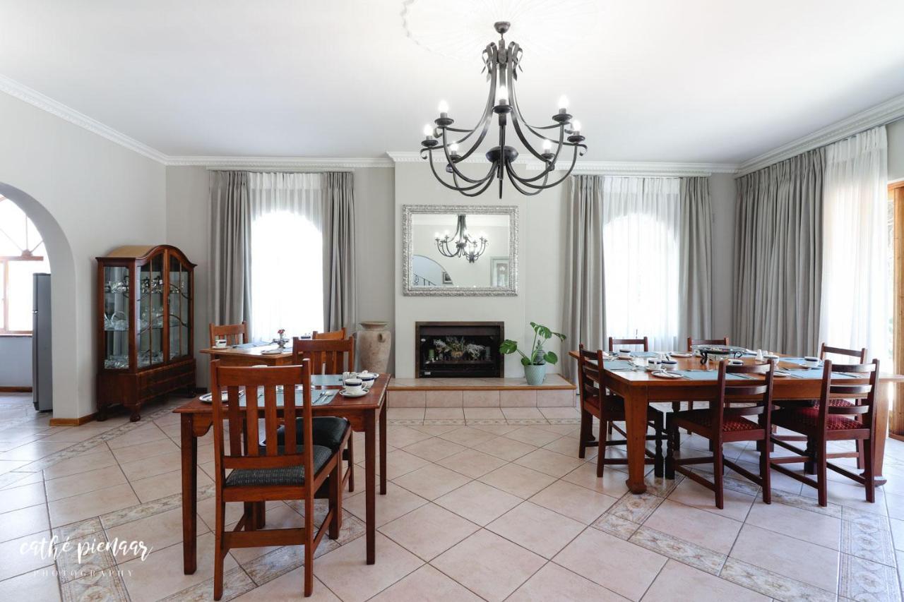 A Tuscan Villa Guest House Vishoek Exterior foto